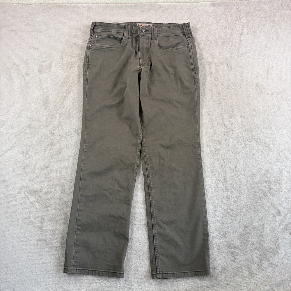 511 Tactical Defender-Flex Straight Pants in Green Men 33x31 Straight Fit